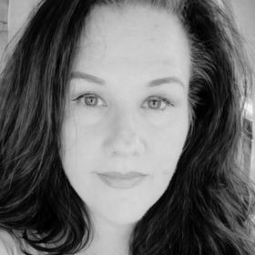 Renea Hanks — Solid Solutions Today